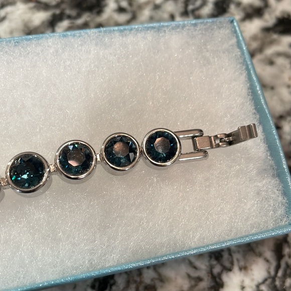 Touchstone Crystal Dark Blue Ice Bracelet - Picture 3 of 4